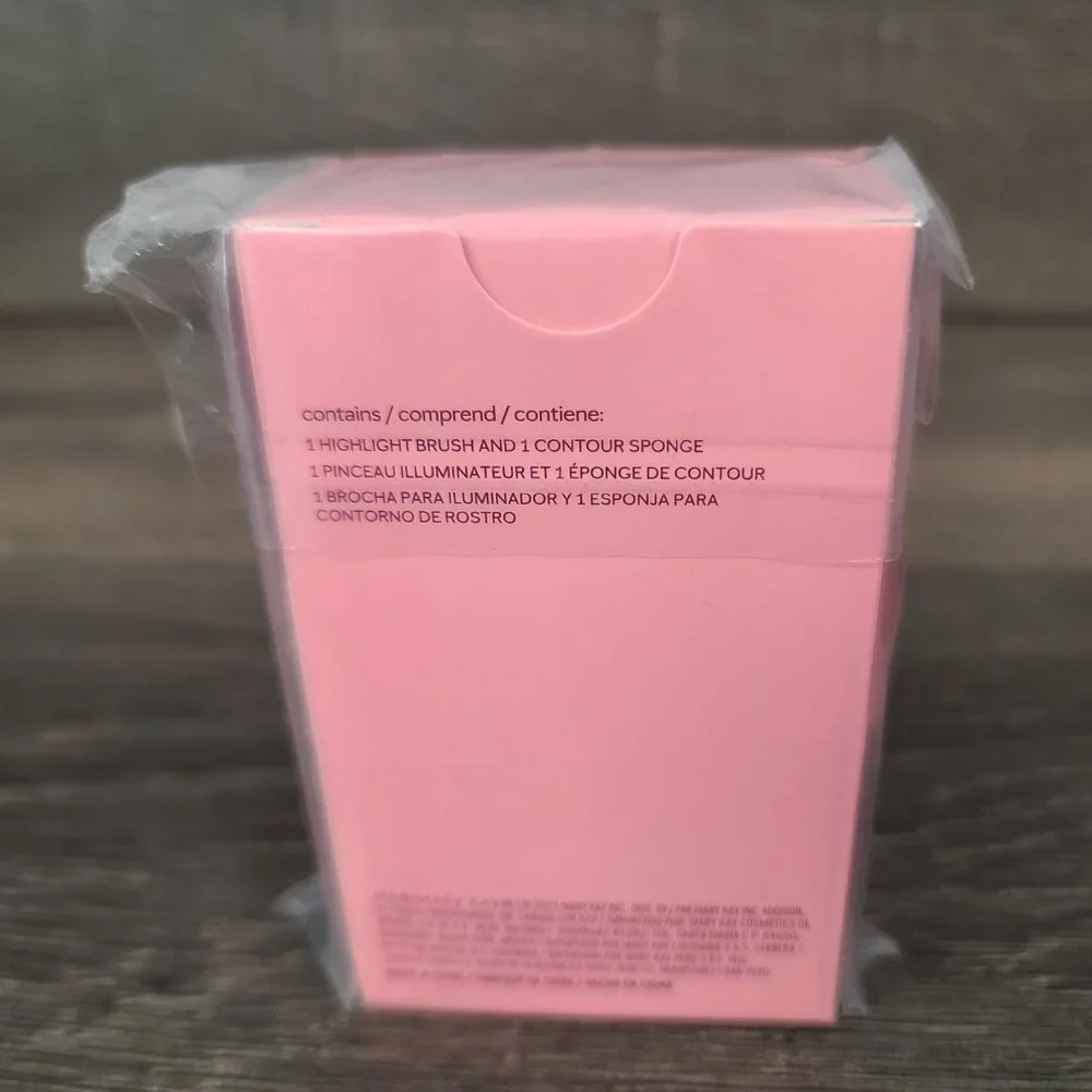 Mary Kay Highlight Brush & Contour Sponge Set
